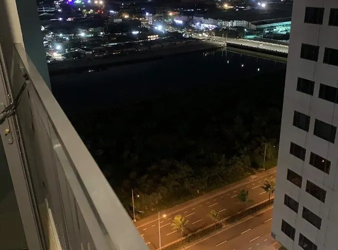 Apartment Staycation Shore 2 Moa Pasay *